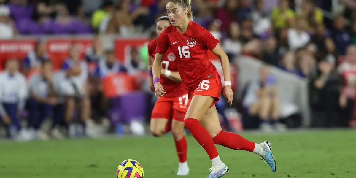 A falta de pocos meses, esta futbolista ha sufrido una lesión que la dejará fuera.