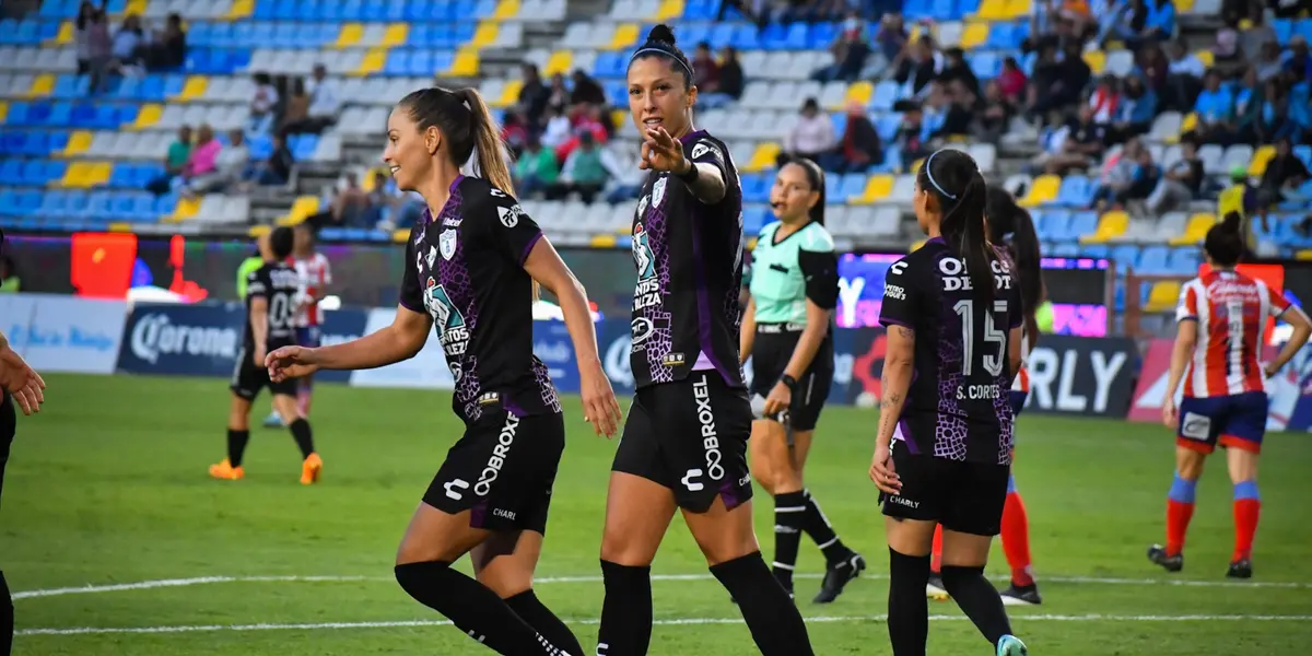 A la jugadora española se le ha visto bastante divertida en algunos lugares del país.