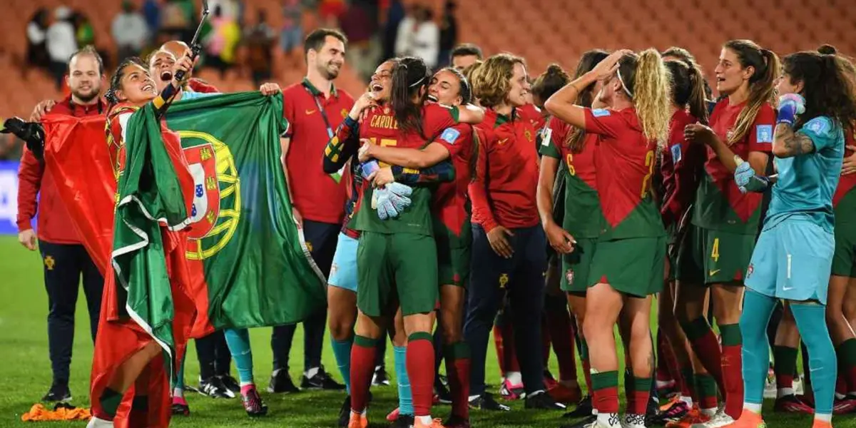 El astro portugués e histórico del futbol y su Selección, felicitó al conjunto femenino.