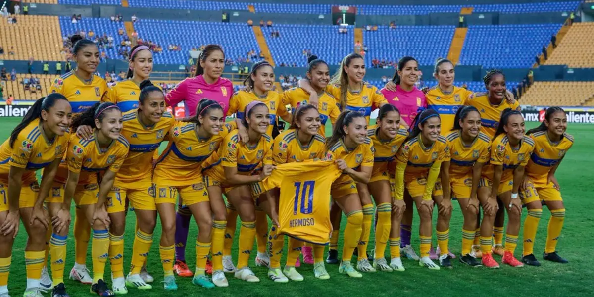 El conjunto felino salió a la cancha en la Jornada 8 con una camiseta de la jugadora.