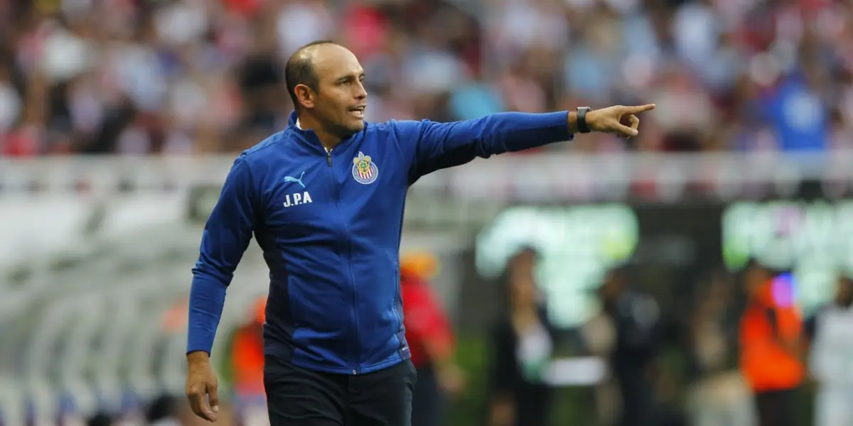 El estratega explotó en contra del arbitraje en la competencia luego del partido del viernes.