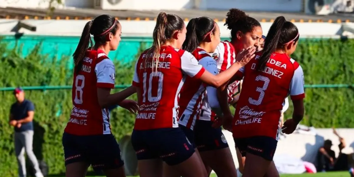 El estratega ya tiene a las jugadoras elegidas para disputar el Clásico.