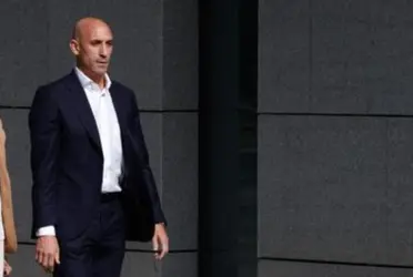 El expresidente de la RFEF habría buscando a la jugadora para pedirle ayuda.