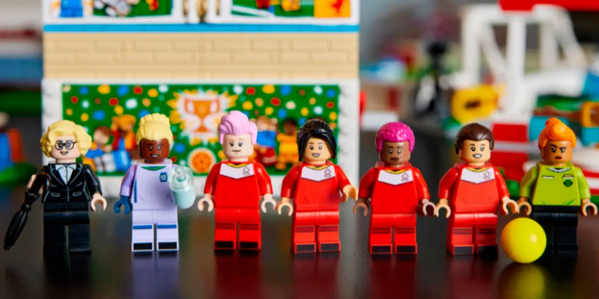 El Grupo LEGO lanzó un nuevo set con la temática del fútbol femenino.