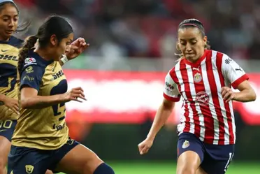 Ellas son las jugadoras que saldrán como titulares de ambos equipos en unos minutos.