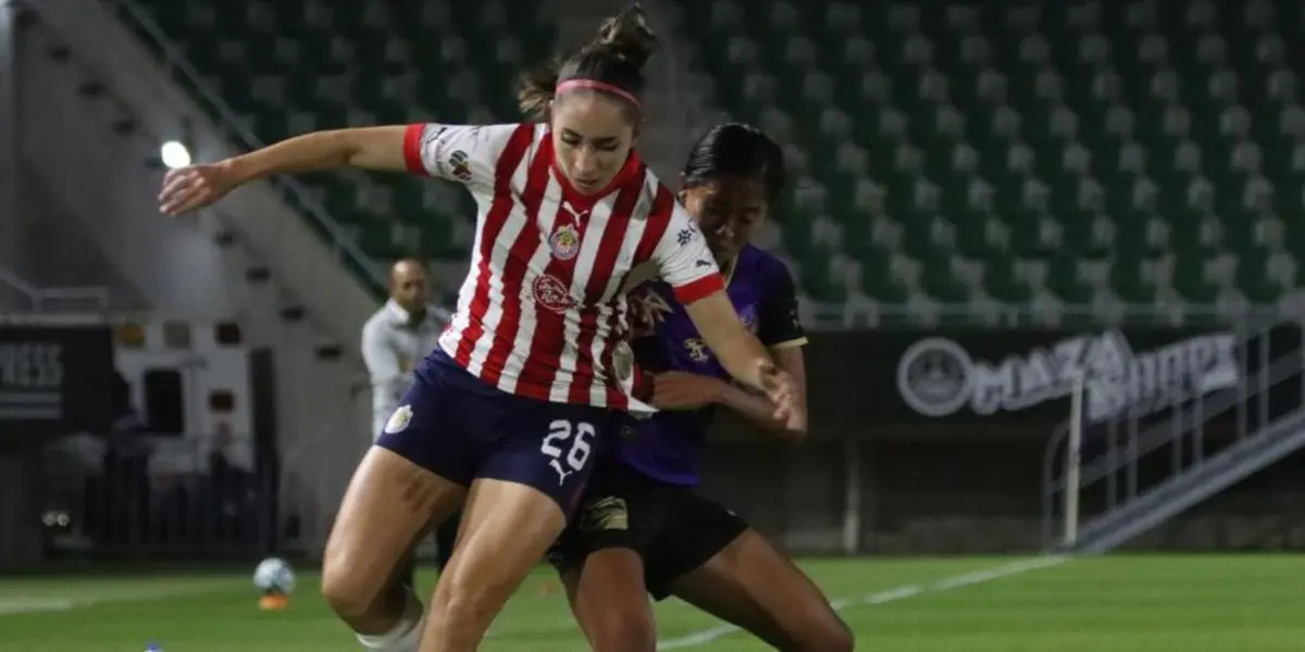 Estas son las 22 jugadoras que saltarán al terreno de juego como titulares en unos minutos.