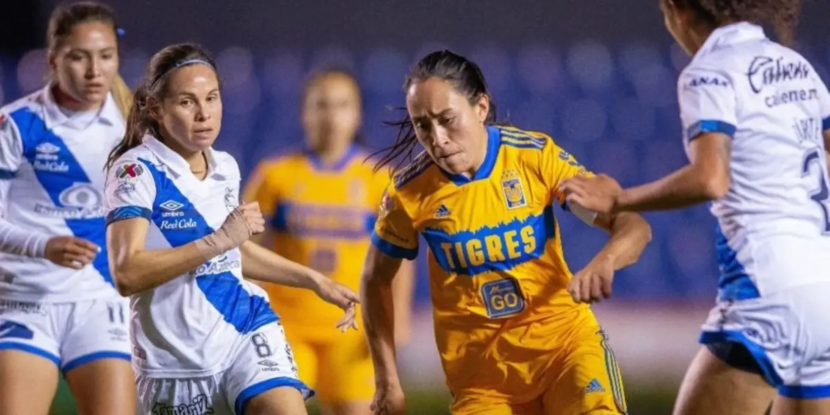 Estas son las 22 jugadoras que saltarán al terreno de juego en unos minutos.