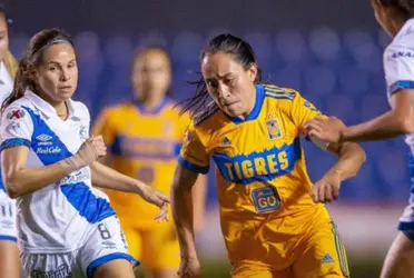 Estas son las 22 jugadoras que saltarán al terreno de juego en unos minutos.