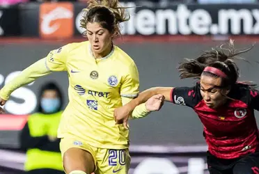 Estas son las 22 jugadoras que saltarán al terreno de juego en unos minutos.