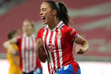 Este sábado, la jugadora del Rebaño fue recibida así en el entrenamiento en Verde Valle.