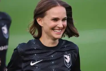 La actriz y copropietaria del equipo estadounidense femenino Angel City ha hecho grandes cosas por el futbol femenino.