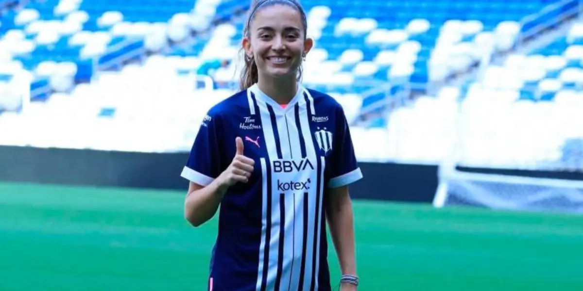 La colombiana de 28 años de edad se despidió del futbol en este inicio de año.