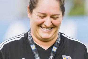 La estratega española destacó el gran trabajo que está haciendo la delantera en el torneo.