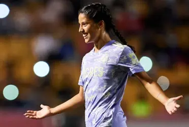 La exfutbolista extranjera del conjunto felino jugará en la Queens League.