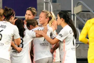 La exjugadora azulcrema ya vio actividad con su nuevo club, en donde vivió su primera victoria.