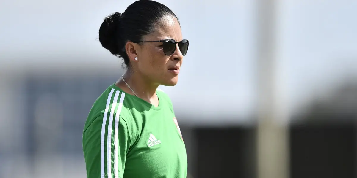 La FIFA eligió a 12 mujeres para conformar el equipo especializado y destaca una mexicana.