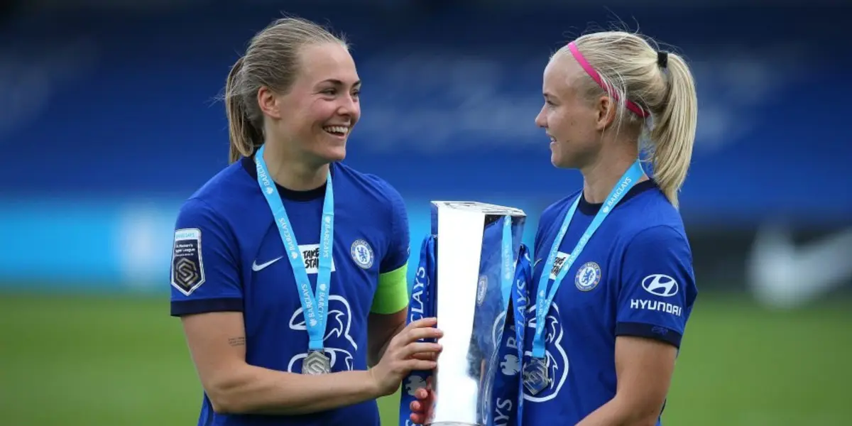 La futbolista sueca termina en el verano su contrato con su actual equipo, por lo que ha mandado un mensaje a los equipos que estén interesados en ella.