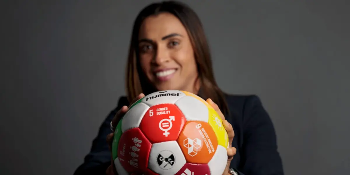 La histórica futbolista ha sido considerada la mejor jugadora del mundo en varias ocasiones.