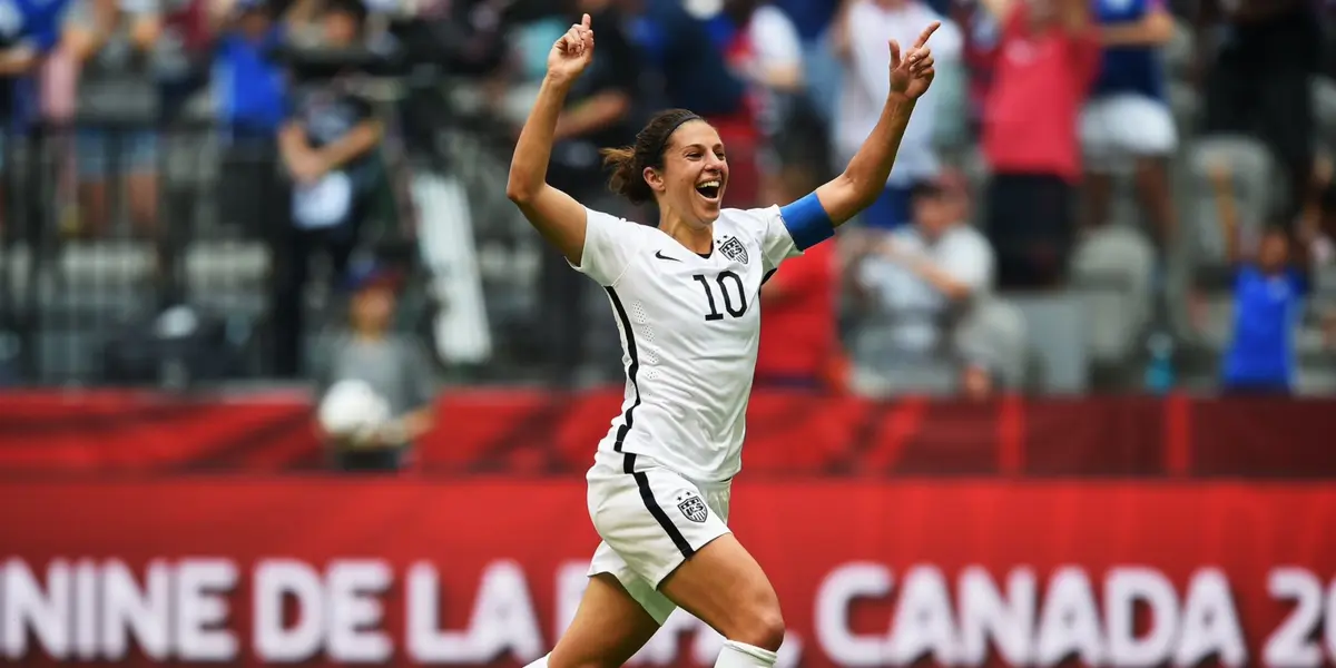 La histórica jugadora es de las futbolistas mejor pagadas del mundo.