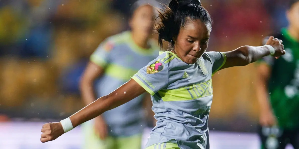 La joven jugadora del conjunto felino ha sufrió una lesión que la dejara fuera varios meses.