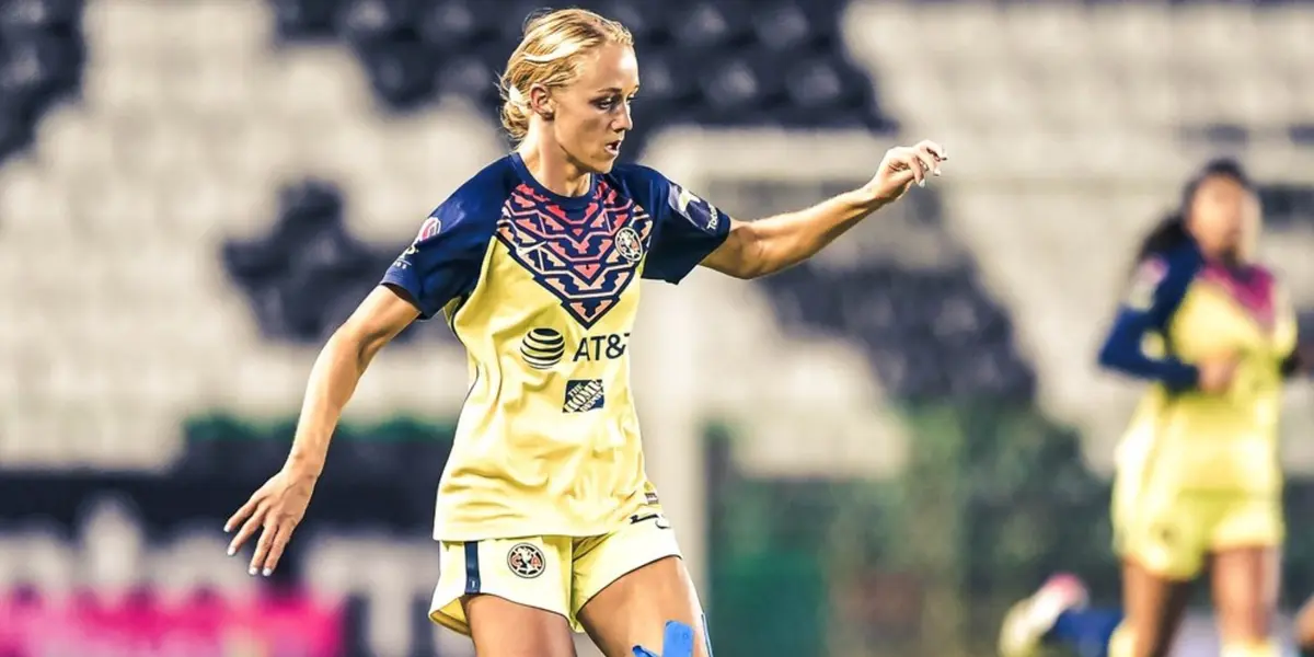 La jugadora americanista estuvo apoyando al equipo en las semifinales.