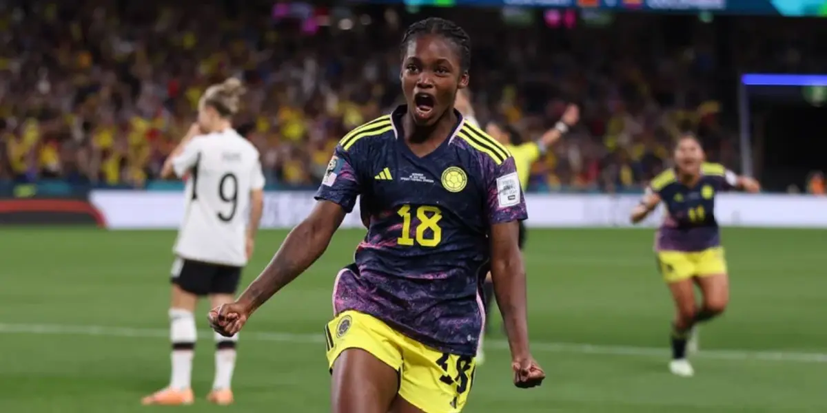 La jugadora colombiana está nominada al mejor gol del año.
