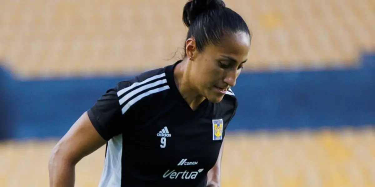 La jugadora del conjunto felino sufrió una lesión este sábado y estará fuera por un tiempo.