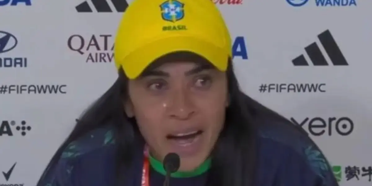 La jugadora entre lágrimas habló de su legado y el desarrollo del futbol femenino.