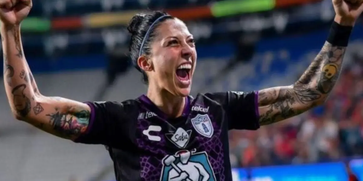 La jugadora española ha demostrado su fanatismo por el cantante mexicano.