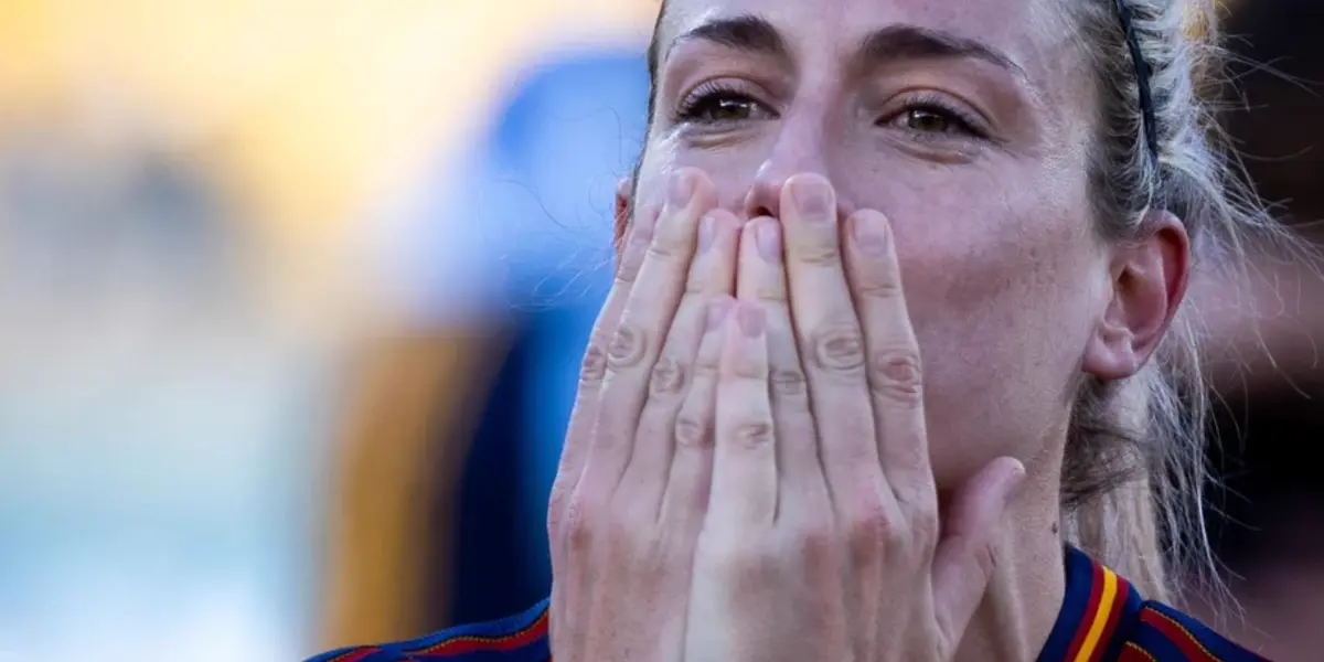La jugadora española y su compatriota Vero Boquete debatirán sobre el fútbol femenino.