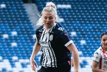 La jugadora estadounidense no defraudó en su presentación con Rayadas.