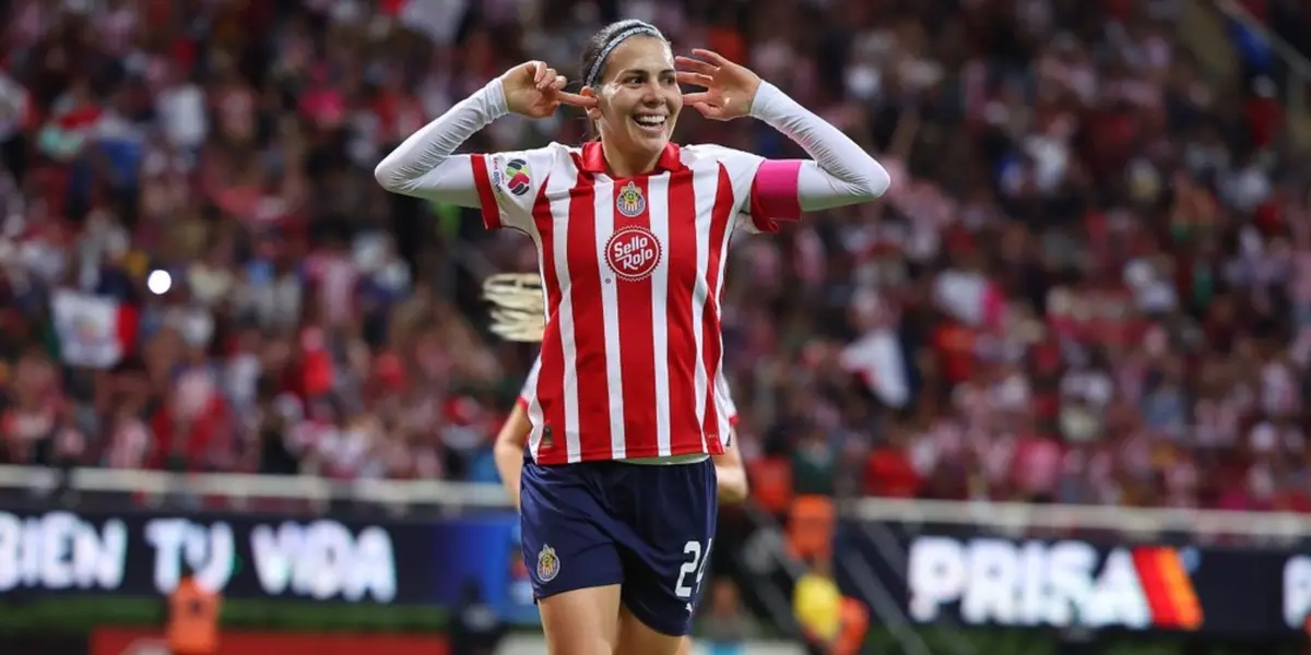 La jugadora llegó al centenar de anotaciones vistiendo la camiseta azulcrema.