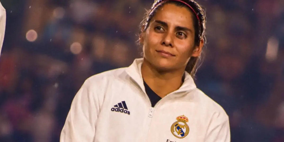 La jugadora mexicana del conjunto merengue mostró su sencillez con la afición.