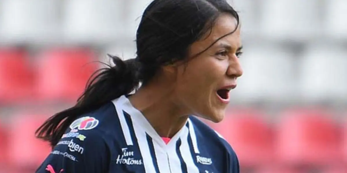 La jugadora publicó un video en sus redes sociales en donde se le ve con la camiseta Tuza.