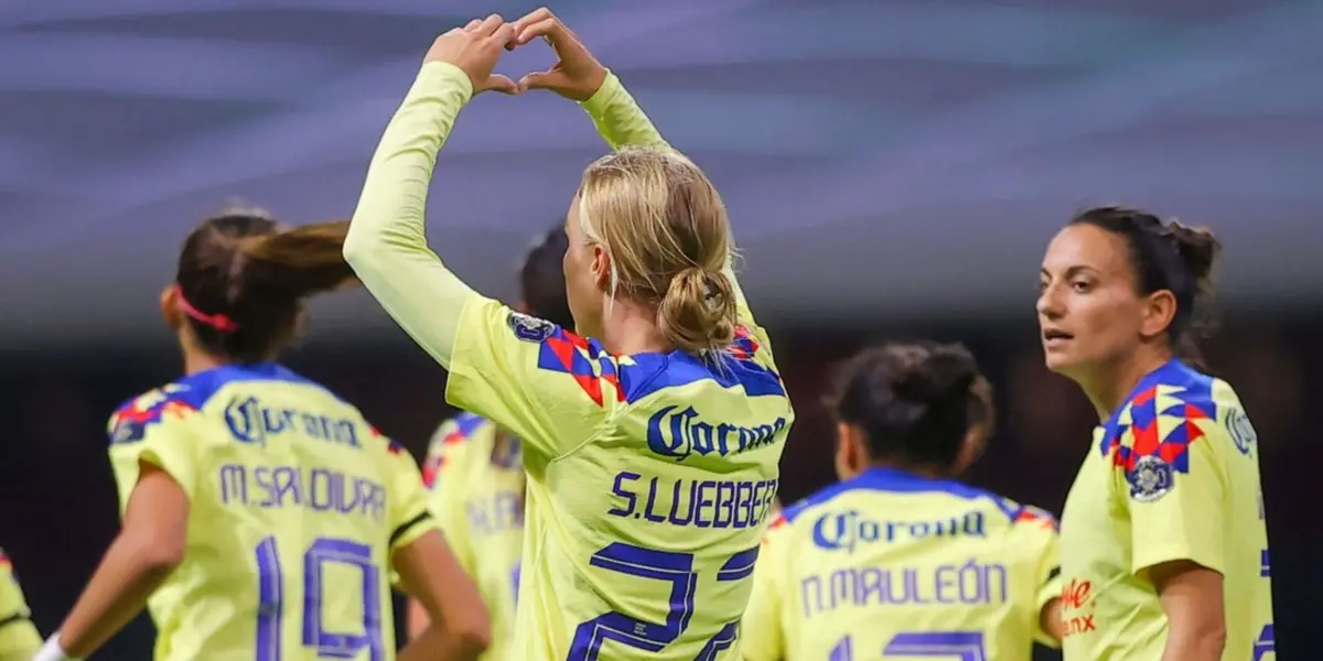 La jugadora se dio el tiempo de atender a sus fans luego del encuentro ante La Máquina.