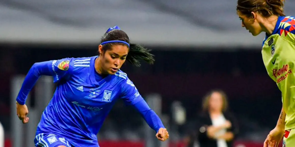 La jugadora ya portó los colores del equipo auriazul en la cancha.