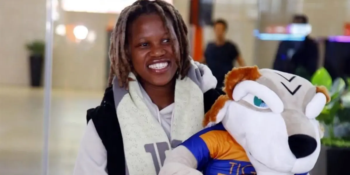 La mediocampista llegó a tierras mexicanas luego de jugar con su Selección en Turquía.