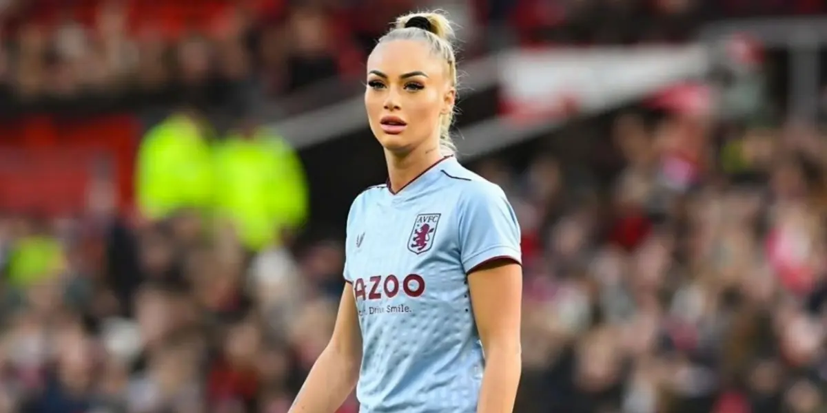 La popular futbolista comparte los mejores momentos en sus entrenamientos con el Aston Villa.