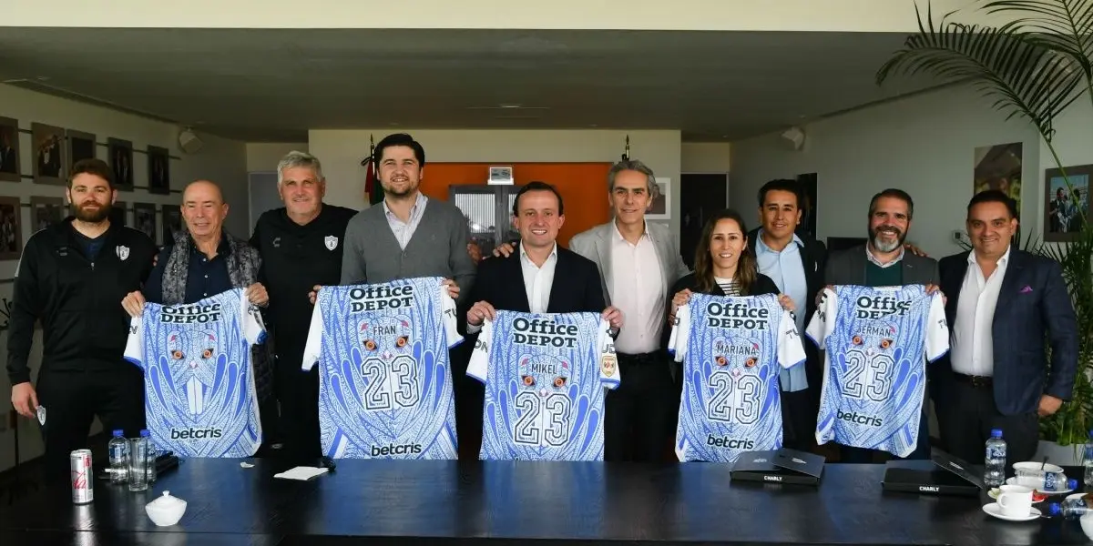 La visita se dio para tocar varios temas de la competencia previo a la Asamblea de mayo.