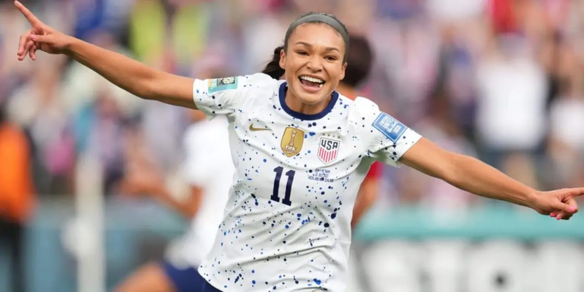 Las actuales campeonas del mundo hicieron su presentación con el pie derecho.