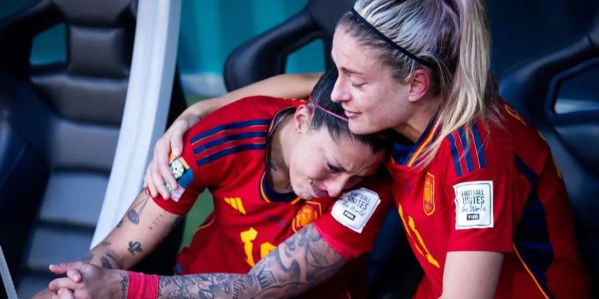Las jugadoras españolas fueron obligadas a reportarse con su Selección.