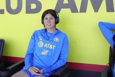 Las jugadoras ya se presentaron con el conjunto azulcrema.