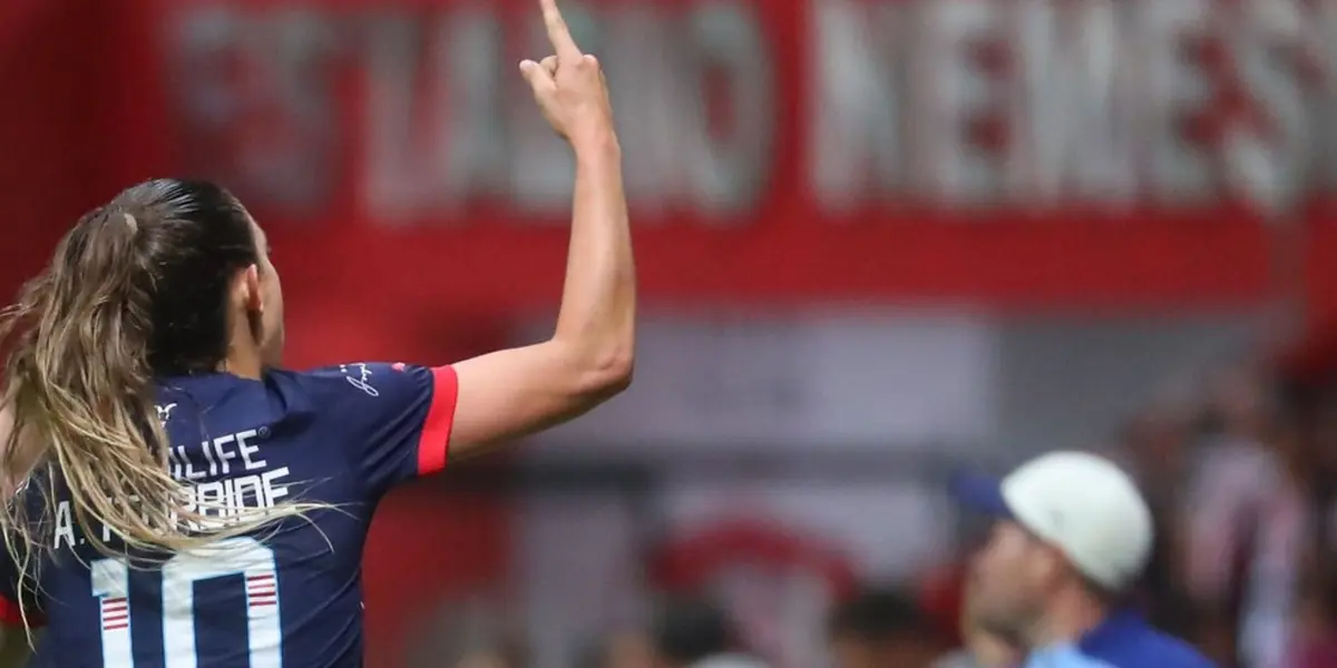 Las rojiblancas se llevaron la victoria este lunes en el Nemesio Diez ante las Diablas.