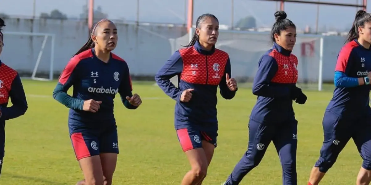 Parece que el plantel de las Diablas arde como el infierno luego de anunciar bajas en el equipo sin dar más detalles.