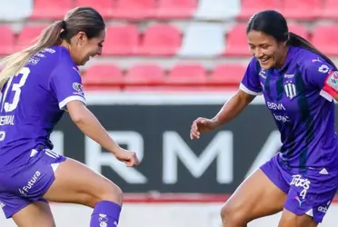 Se ha reanudado la competencia del circuito rosa y en el primer partido, Rayadas goleó.